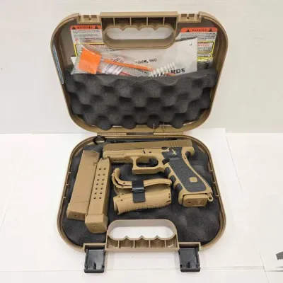Sale Photo Thumbnail #97: 436 glock 19x 9mm semi auto pistol