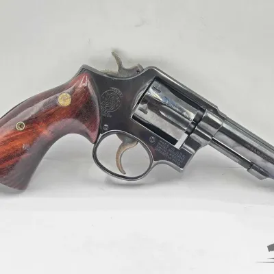 Sale Photo Thumbnail #122: 534 smith wesson 10 6 38 special double action revolver
