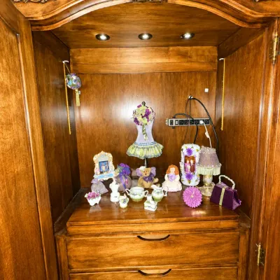 Sale Photo Thumbnail #49