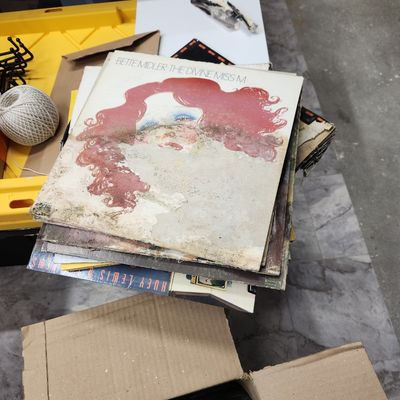 Sale Photo Thumbnail #43