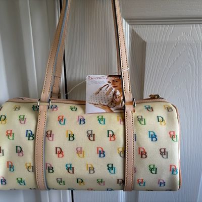 Sale Photo Thumbnail #50