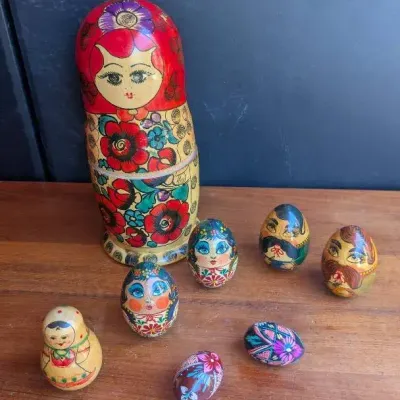 Traditional Russian Matryoshka Nesting Dolls, Hand-painted Folk Art Wooden Easter eggs