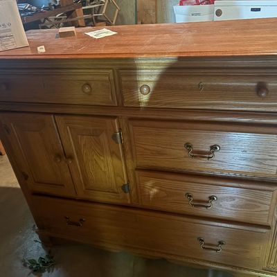 Dresser