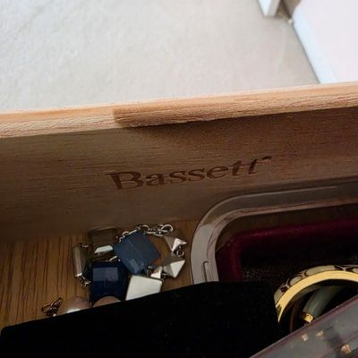 Bassett Furniture Drawer Unit