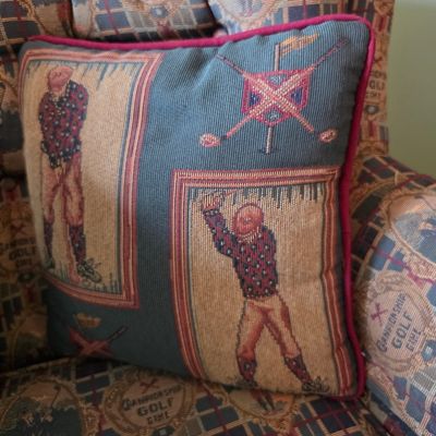 Vintage Golf-Themed Tapestry Armchair and Throw Pillow Set