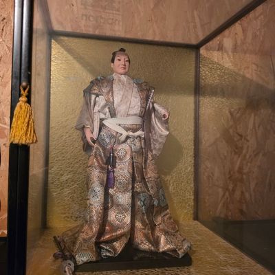 Antique Japanese Samurai Warrior Doll (Musha Ningyo)