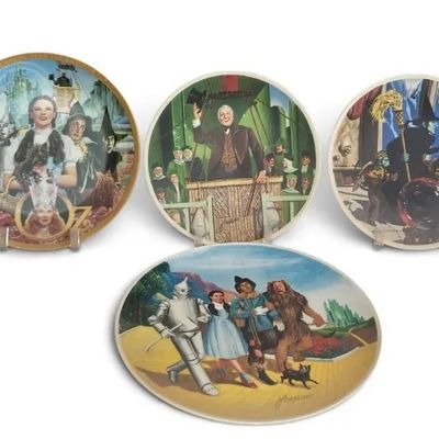 Sale Photo Thumbnail #25: Vintage Wizard of Oz Collector Plates Set of 4 – The Hamilton Collection 50th Anniversary