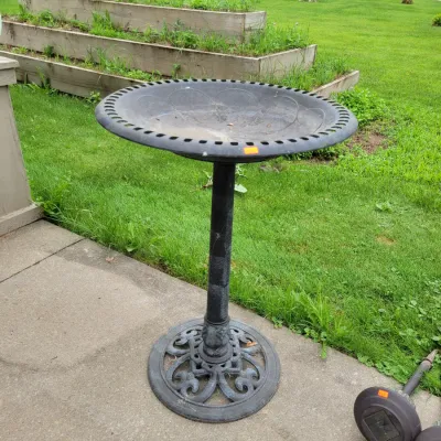 Sale Photo Thumbnail #179: Bird Bath 
