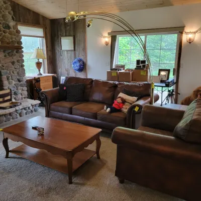 Sale Photo Thumbnail #4: Living room