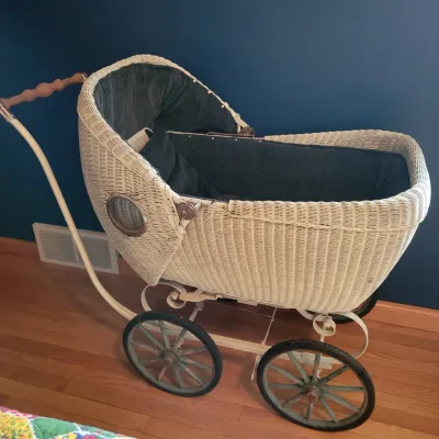 Sale Photo Thumbnail #89: Antique Baby Carriage 