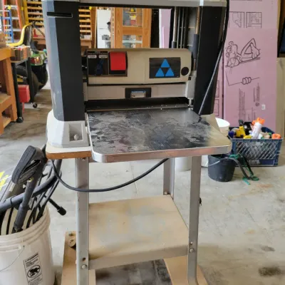 Sale Photo Thumbnail #206: Delta Planer and Stand 