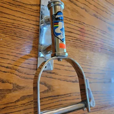 Sale Photo Thumbnail #435: Park Tools TP Holder 