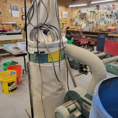 Sale Photo Thumbnail #294: Grizzly Dust Collector 