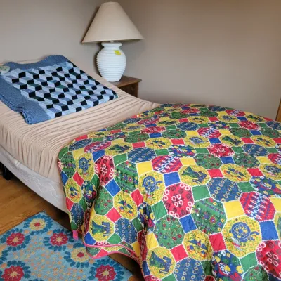 Sale Photo Thumbnail #88: Adjustable Twin Bed - Tempur-Pedic 
