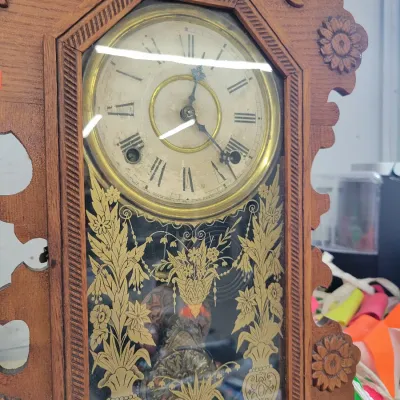 Sale Photo Thumbnail #131: Gingerbread Clock 