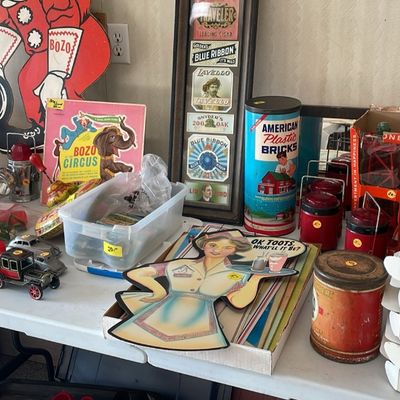 Estate sale photo