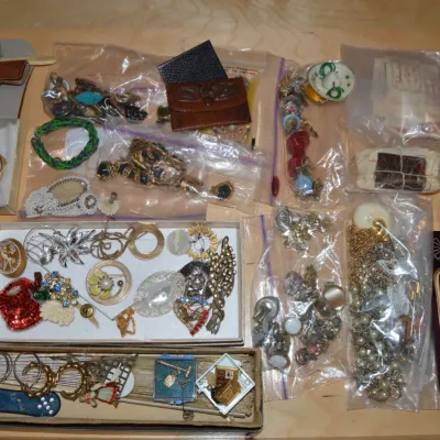 Sale Photo Thumbnail #335
