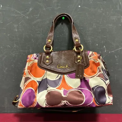 Sale Photo Thumbnail #218