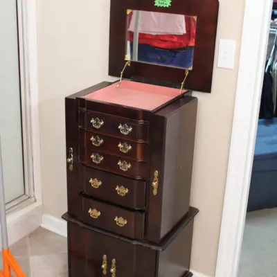 Sale Photo Thumbnail #47