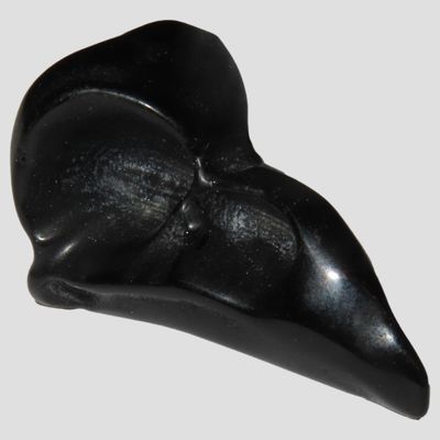Sale Photo Thumbnail #351: Incredible Pre-Columbian Obsidian Bird Head / Skull Effigy. Intricatly carved and polished with attention to detail. Translucent in some spots. Rare piece!