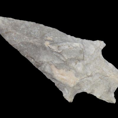 Sale Photo Thumbnail #28: Amazing 2 7/8" Texas Uvalde / Gower arrowehad found in Bandera County TX.