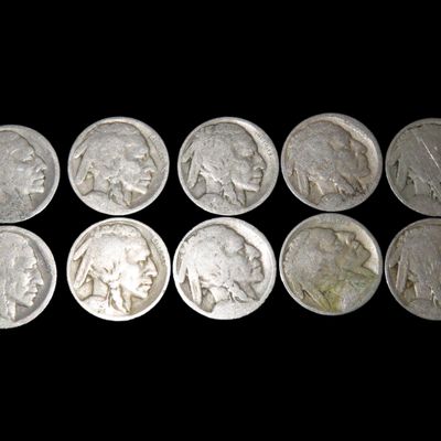 Sale Photo Thumbnail #818: Lot of 10 Buffalo Nickels from 1913-1938, Please View Pictures for Condition