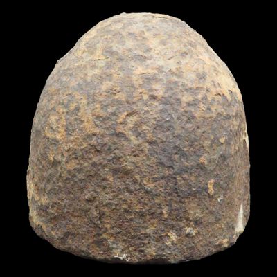 Sale Photo Thumbnail #853: 1890's-1910 Artillery Shell / Bullet found in Wayne County Tennessee. Solid & very heavy. Weighs 6 1/2 Pounds! Great piece of  Us History for your collection or man Cave! This was the first type of aArtillery Shell ever used in the US.