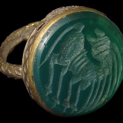 Sale Photo Thumbnail #754: Nice Roman Viking Engraved Intaglio Seal Ring, Bronze with Stone Intaglio Inset.