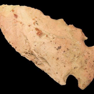 Sale Photo Thumbnail #687: 2 1/8" Kirk Corner Notch found in Adams County Illinois. Indian Arrowhead, Artifact.