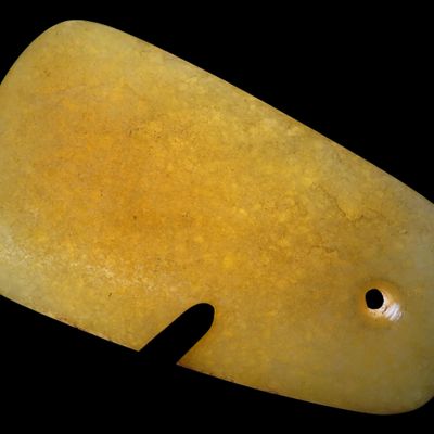 Sale Photo Thumbnail #75: Rare Quartz Hopewell Pendant, Warrick Co., Indiana. Motley COA. Ex Chalmer Lynch collection. Well polished with great patination!