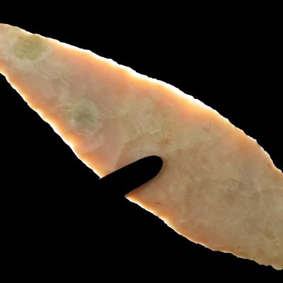 Sale Photo Thumbnail #116: Oustanding 3 1/4" Texas Lerma found in Uvalde County TX. Very thin and well flaked. Semi Translucent.