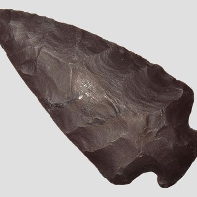 Sale Photo Thumbnail #9: Incredible 2 3/4" Purple Jasper Perkiomen / Susquehanna Broad Spear found in Lycoming County Pennsylvania. Great Deep dark purple jasper. Amazing example!