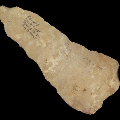 Sale Photo Thumbnail #306: 4 1/4" Cobbs Knife found where the Salt River dumps into the Ohio River, Hardin County Kentucky. Heavily patianted Fort Payne chert.