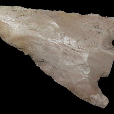 Sale Photo Thumbnail #530: Nice 2 1/4" Rankin found in Wayne County Tennessee. Indian Arrowhead, Artifact.