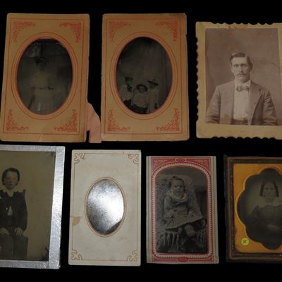 Sale Photo Thumbnail #939: Lot of Old Antique Tintype / Daguerreotype Pictures, Photos, Photographs. One in Nice Original Custom Leather & Velvet Case.