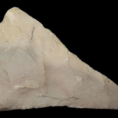 Sale Photo Thumbnail #52: Amazing 2 1/2" Texas Friday Knife Blade found in Bandera County, TX. Thin & well flaked example!