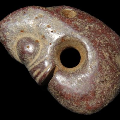 Sale Photo Thumbnail #532: Nice Antique Chinese Hongshan Culture Jade Effigy Pendant, Hand Made Example.