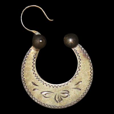 Sale Photo Thumbnail #305: Historic Silver Iroquois Earring, Stamped 875 & Makers marks. Found in New York.