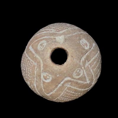 Sale Photo Thumbnail #341: Engraved Pre-Columbian Effigy Clay Bead, Nicely Deigned Example. Mexico.
