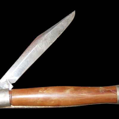 Sale Photo Thumbnail #780: Vintage Pocket Knife, Stilleto, Shur Snap, Colonial Brand. USA made.