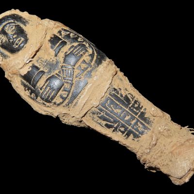 Sale Photo Thumbnail #695: 3 7/8" Egyptian Ushtabi / Shabti 1085-730 BC, Faience, Nice Example with nice Original Paint & Great Patina