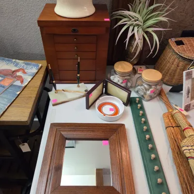 Sale Photo Thumbnail #853