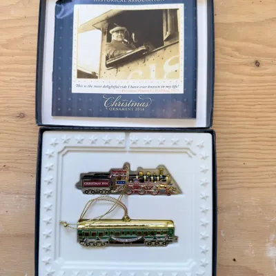 White House Christmas ornament collection