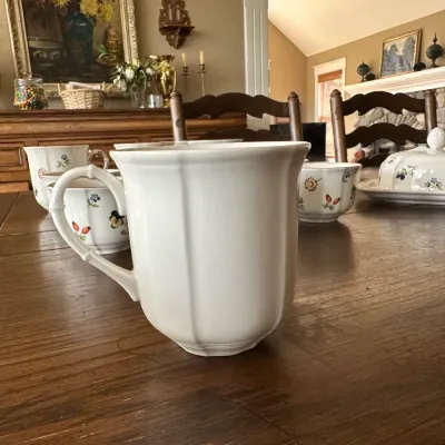Villeroy & Boch 'Petite Fleur' Dinnerware Service (large)