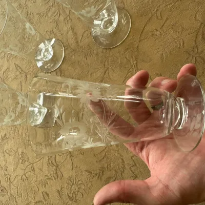 Etched Floral Footed Juice Glasses (Set of ~4)