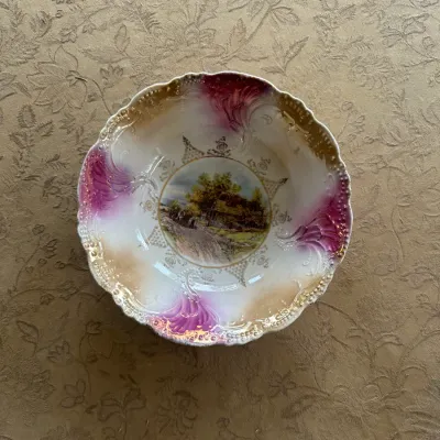 Victorian Lustre Scenic 'Cottage' Bowl