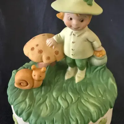 Vintage Leprechaun with Snail & Mushroom Porcelain Music Box – Irish Décor