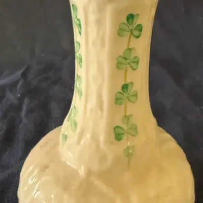 Vintage Belleek Ireland Shamrock Tree-Trunk Bud Vase – 7th Gold Mark