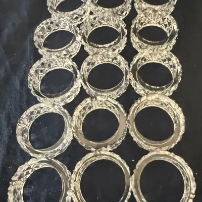 Set of 15 Vintage Cut-Crystal Napkin Rings – Diamond Pattern