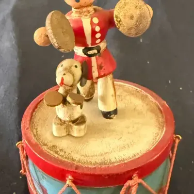 Vintage Wooden Toy Soldier & Dog Drum Music Box – Hand-Painted, 5½”